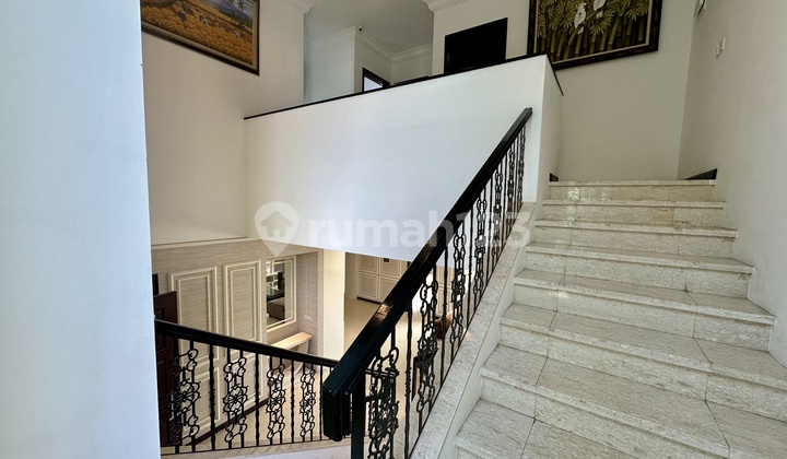 Dijual Rumah Mewah Cluster Jadeite De Park Bsd Full Furnish