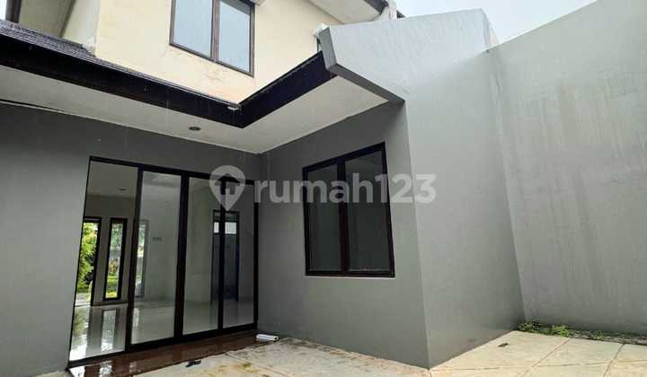 Rumah di Bsd Eminent Illustria Posisi Bagus Depan Taman 2