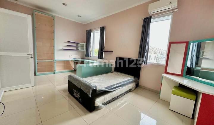 3 Story Furnished House Near Mall and Toll, Aeon Cluster Fiore Foresta, BSD City 2