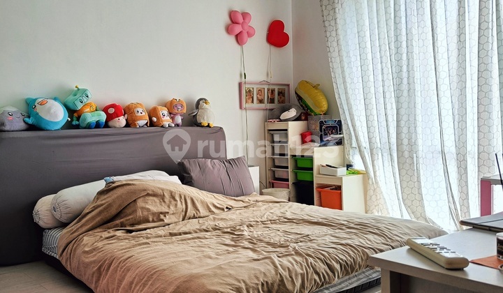 Dijual Rumah Bagus Hadap Taman Di Foresta Bsd City 5 Kamar Tidur