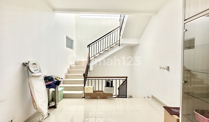 Wide 12 House in BSD Foresta Fully Furnished Quick Sale 2