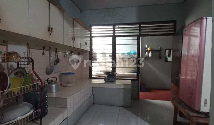 Rumah Pinggir Jalan Di Bendungan Hilir, Jakarta Pusat 2