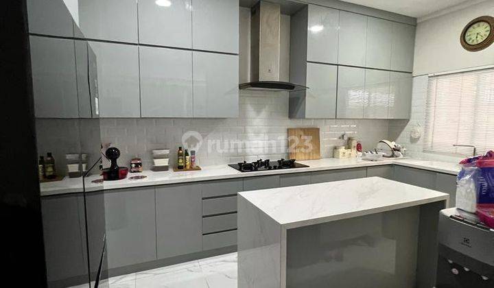Rumah Cantik Discovery Eola Bintaro 2