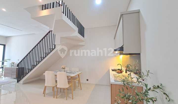 Rumah Nyaman di Nusa Loka BSD City - Akses Mudah ke Vireya, Tanakayu & Ciater