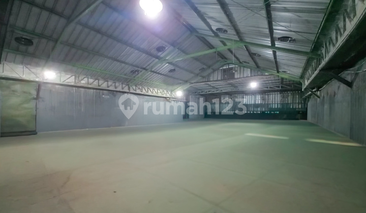 Gudang Siap Pakai di Cipayung Ciputat, Dekat Lebak Bulus