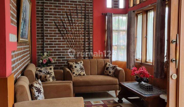 Rumah Bagus Semi Furnished Siap Huni di Antapani Bandung
 2