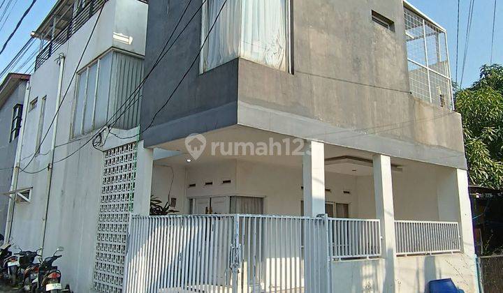 Rumah Hook Private Pool Full Furnish Cisaranten Arcamanik Bandung 1