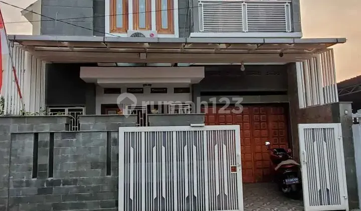 2-Story Semi-Furnished Well-Maintained House in Antapani Kidul, Bandung