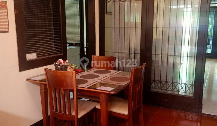 ruang makan rumah kawaluyaan indah buahbatu bandung