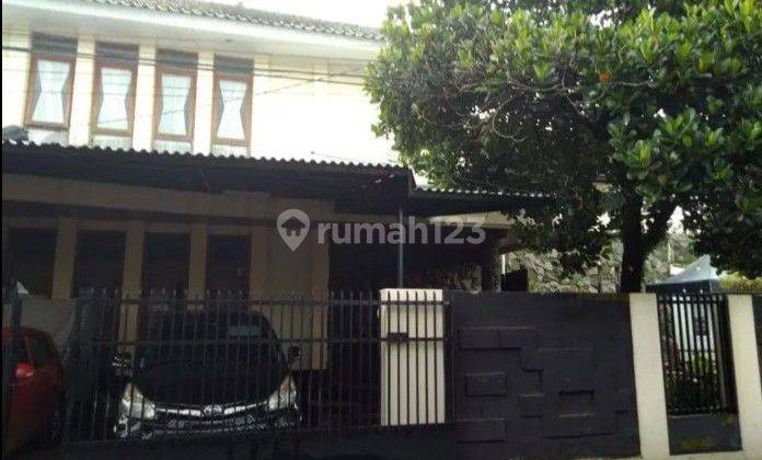 Bawah Pasar Rumah Hook Semi Furnished Di Arcamanik Kota Bandung 1