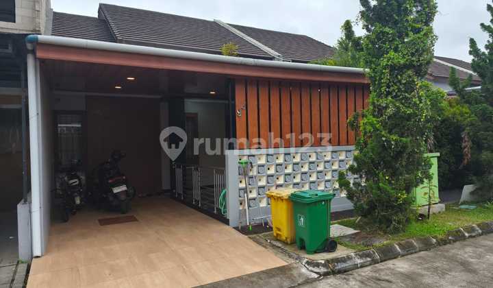 Modern Semi-Furnished House in Cherryfield Buahbatu Bandung
