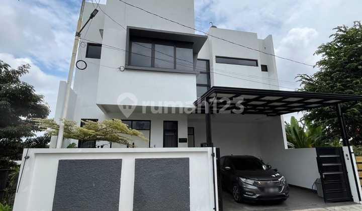 Rumah Mewah Di Setra Regency Ciwaruga Selangkah Ke Polban Bandung Rumah Mewah Di Setra Regency Ciwaruga Selangkah Ke Polban Bandung