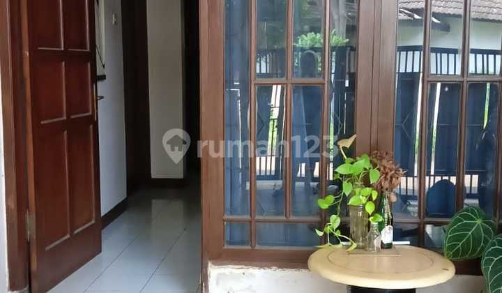 Ready-to-Occupy Beautiful House in Pratista Antapani Bandung 2