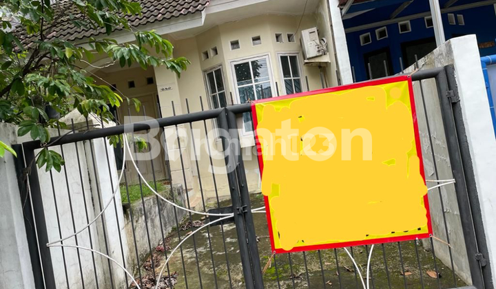 RUMAH MINIMALIS DIPERUMAHAN STRATEGIS 1