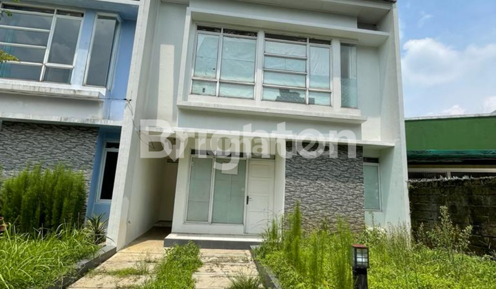 RUMAH 2 LANTAI HALAMAN LUAS CLUSTER NYAMAN DIPERUMAHAN STRATEGIS 1