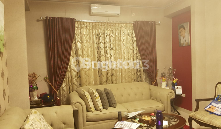 LUXURY HOUSE WITH HOOK IN THE LEGENDARY PAKUAN HILLS ESTATE