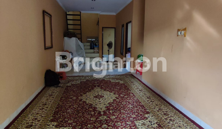 RUMAH MINIMALIS DI LINGKUNGAN YANG STRATEGIS