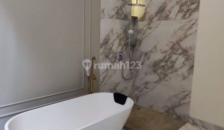 Rumah Baru, Desain Elegant, Keren, Modern Di Bintaro 