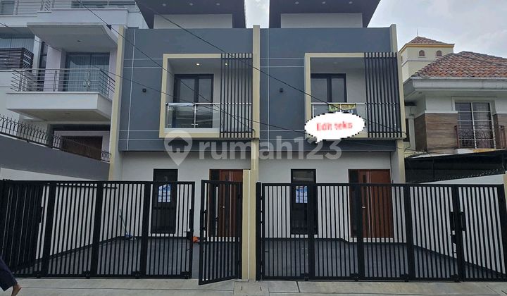 New House Ready to Occupied in DKI Meruya Selatan Plot