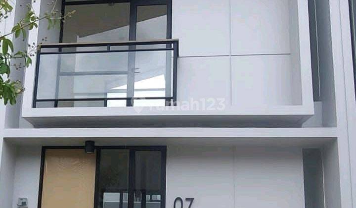 Rumah Baru Siap Huni Di Cendana Clovr Lippo Karawaci 1