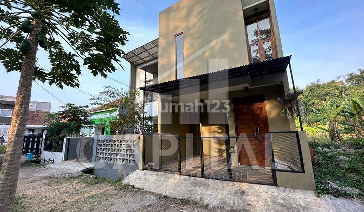 Rumah Baru Minimalis Modern 2 Lantai di Cigadung Wetan 1