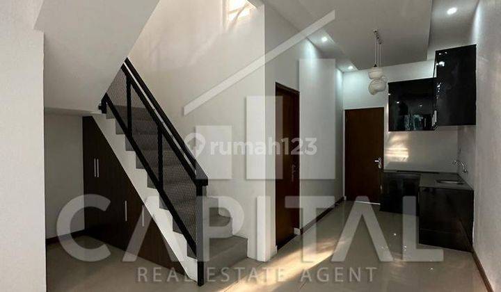 Rumah Baru Minimalis Modern 2 Lantai di Cigadung Wetan 2