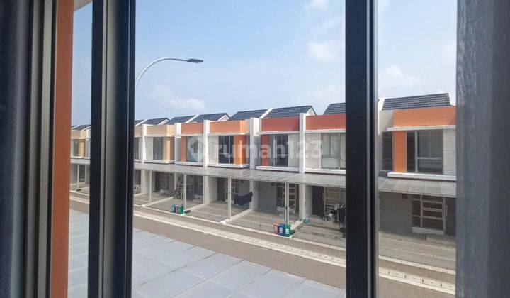 Disewakan Rumah 2 Lantai Bagus Cluster Virginia PIK2  10