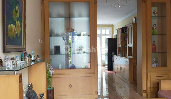 Rumah Mewah Kolam Renang Pribadi Cluster Francis Modernland 14