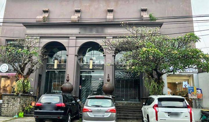 Disewa ruko mewah untuk kantor/usaha lokasi strategis di Kemang 1