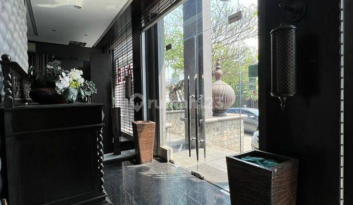 Disewa ruko mewah untuk kantor/usaha lokasi strategis di Kemang 10