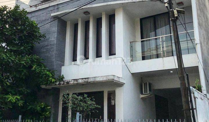 Rumah 2 lantai SHM strategis di Bintaro Jaya sektor 3 1