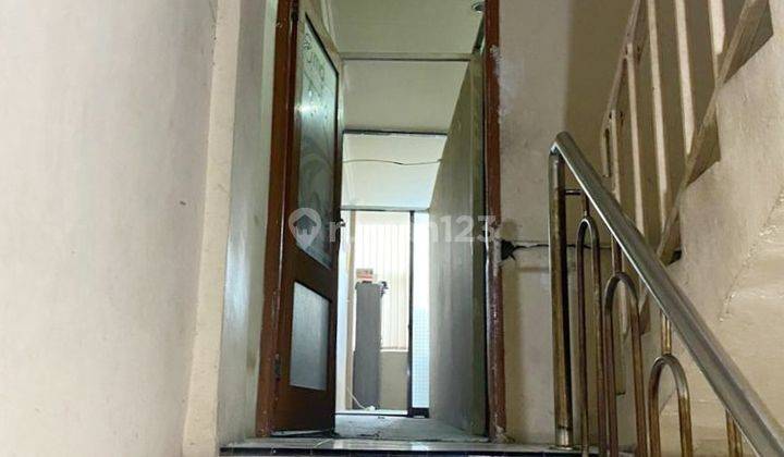 Dijual ruko 4,5 lantai di lokasi strategis Kalibata 3