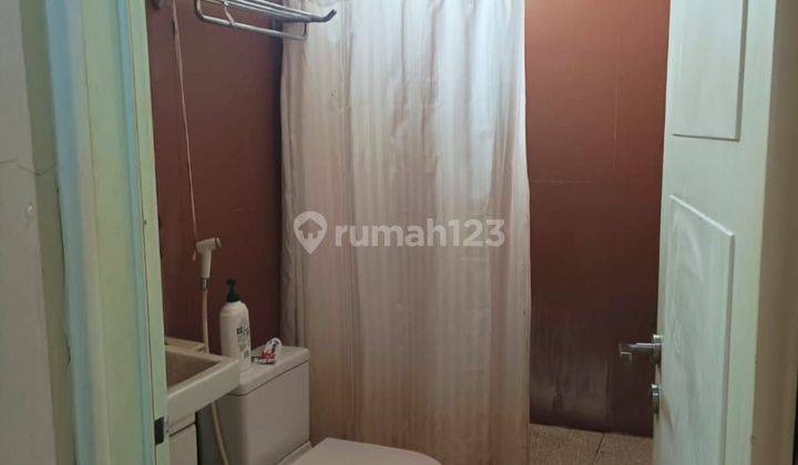 Rumah 2 Lantai SHM Bagus di Sektor 3, Bintaro Jaya 2