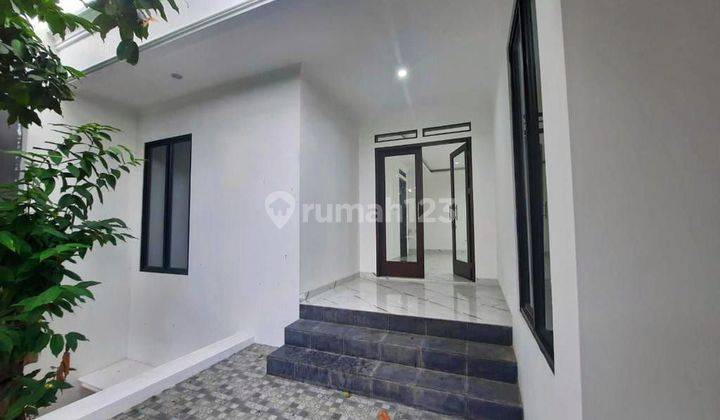 Rumah baru renovasi siap huni di Bintaro Jakarta Selatan 1