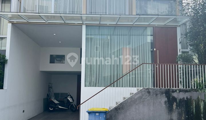 Rumah Fully Furnished Dekat Pusat Perkotaan di Mampang Jaksel Rumah Fully Furnished Dekat Pusat Perkotaan di Mampang Jaksel