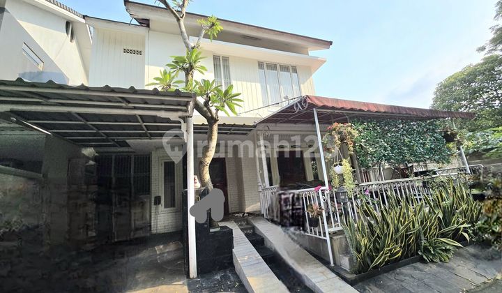 Turun Harga Rumah Semi Furnished di Sektor 9 Bintaro