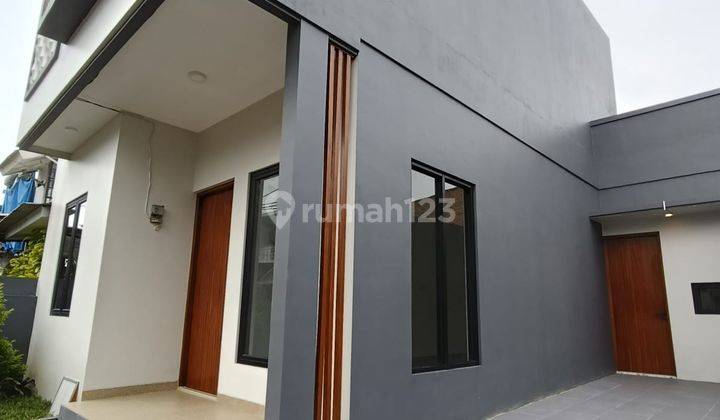 Rumah Baru Minimalis Hadap Timur Dalam Cluster Di Ciputat 1