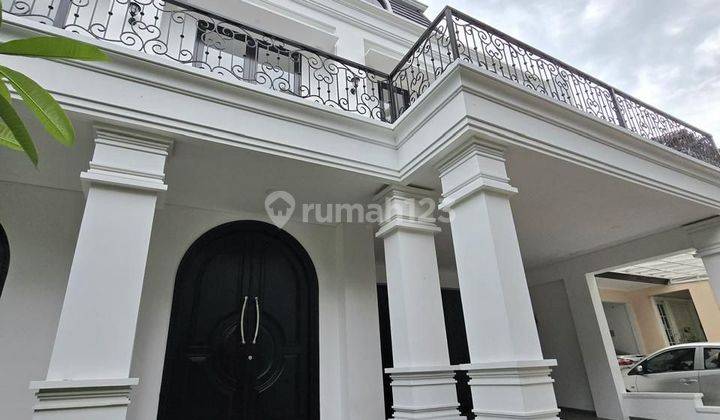 Rumah American Style Ada Kolam Renang Dalam Cluster Di Sektor 9 2