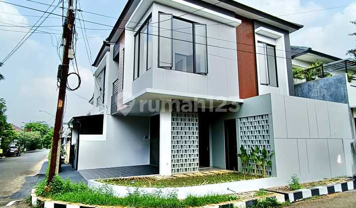 Rumah Hook Baru Renovasi di Sektor 9 Bintaro Jaya