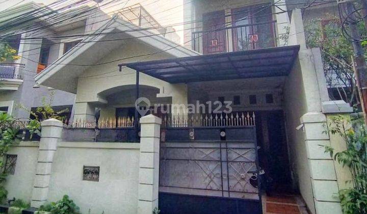 Rumah Murah 2 Lantai Semi Furnished Di Bendungan Hilir Jakpus 1