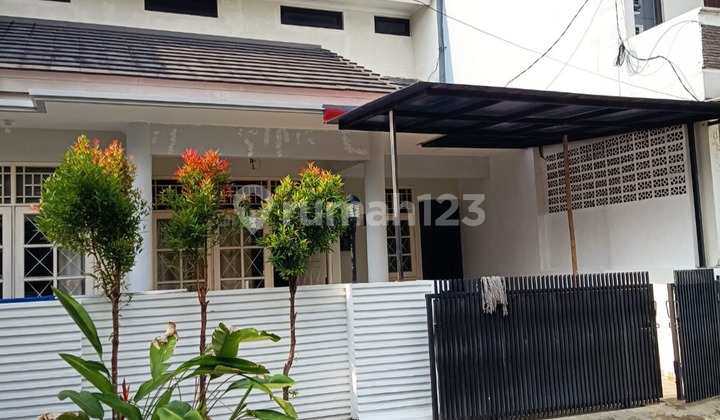 Rumah Nyaman Siap Huni Dekat Mall BXC di Sektor 9 Bintaro