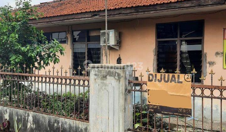 Rumah Tua Strategis di Kelapa Dua Wetan Ciracas S4672 1