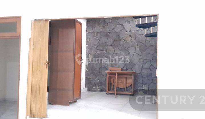 Rumah Akses Jalan 2 Mobil Di Patra Komala S7726 1