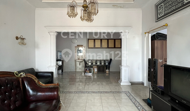 Rumah 2 Lantai Lokasi Strategis Dan Siap Huni Di Johar Baru S8978