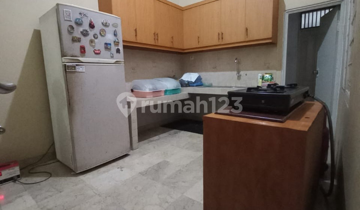 House in a Comfortable Neighborhood in Bintaro Sector 1 S7922 2