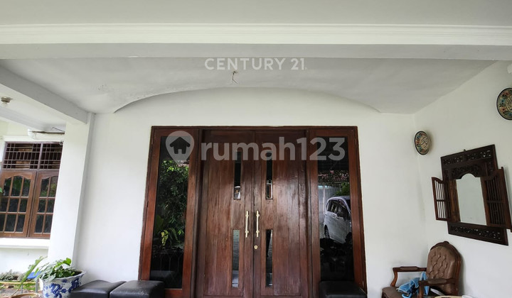 Rumah Hunian 2 Lantai Ada Gazebo Di Ciracas S8497