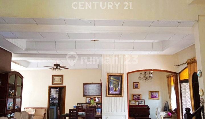 Rumah 2 Lantai Posisi Hoek & Strategis Di KayuPutih Jak Tim S8996