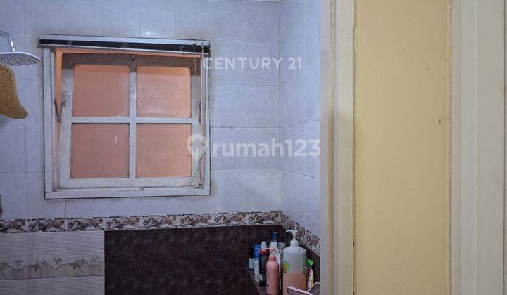 Rumah 2 Lantai Bagus Dan Nyaman Di Buaran S8378 2