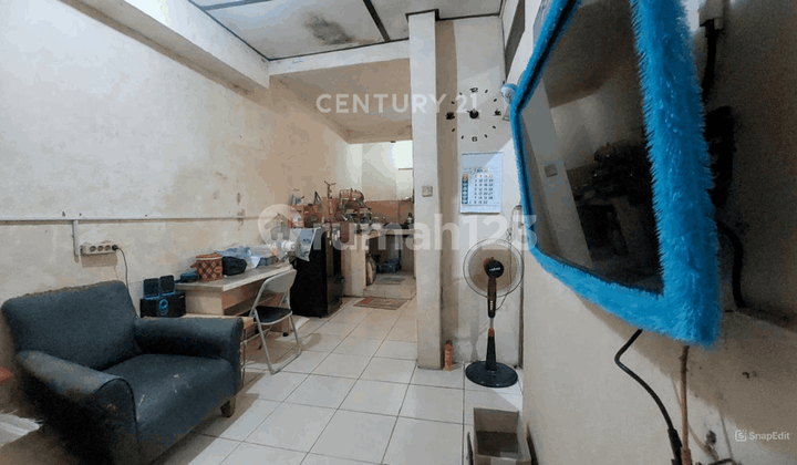 Rumah Lokasi Strategis Di Rawamangun S8519