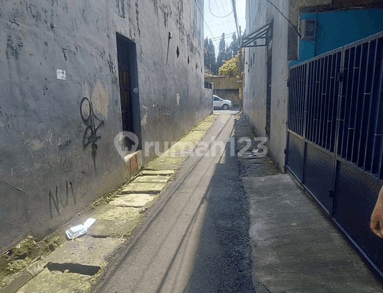 Old House Land Below Market Price in Rawamangun S8838 2